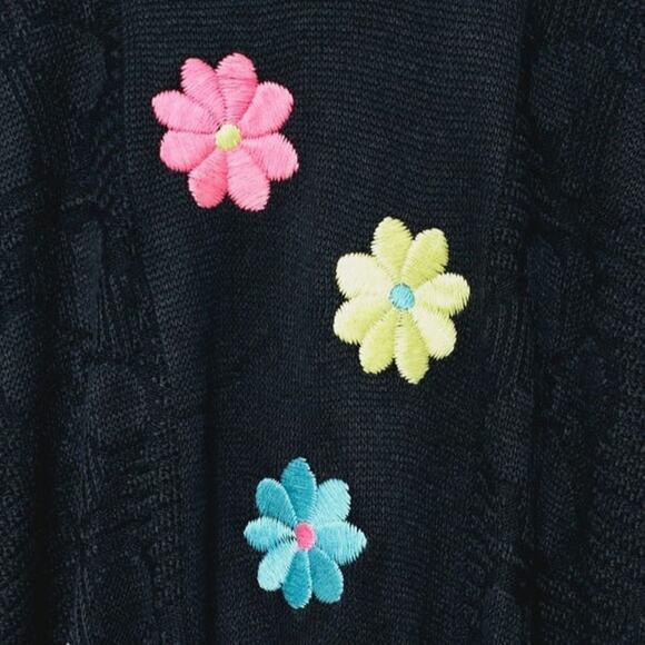 Vintage Bay Point Threads Sweater Size XL Black Embroidered Flowers Casual Retro - Picture 2 of 7